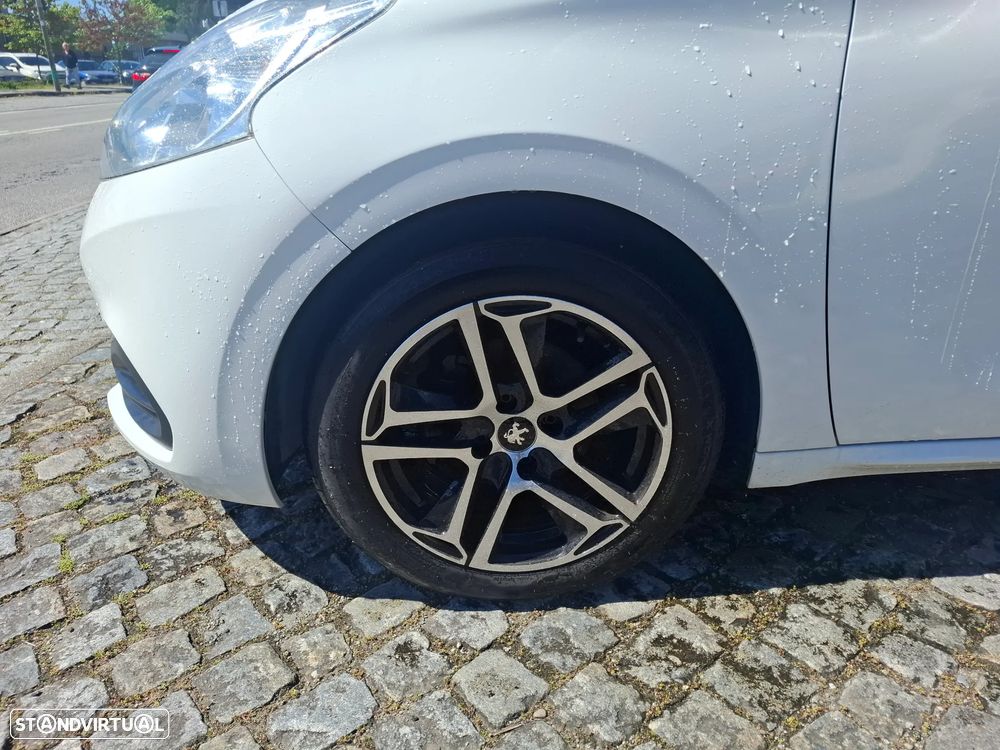 Peugeot 208 van diesel 1.6 BLUEHDI PACK - 12