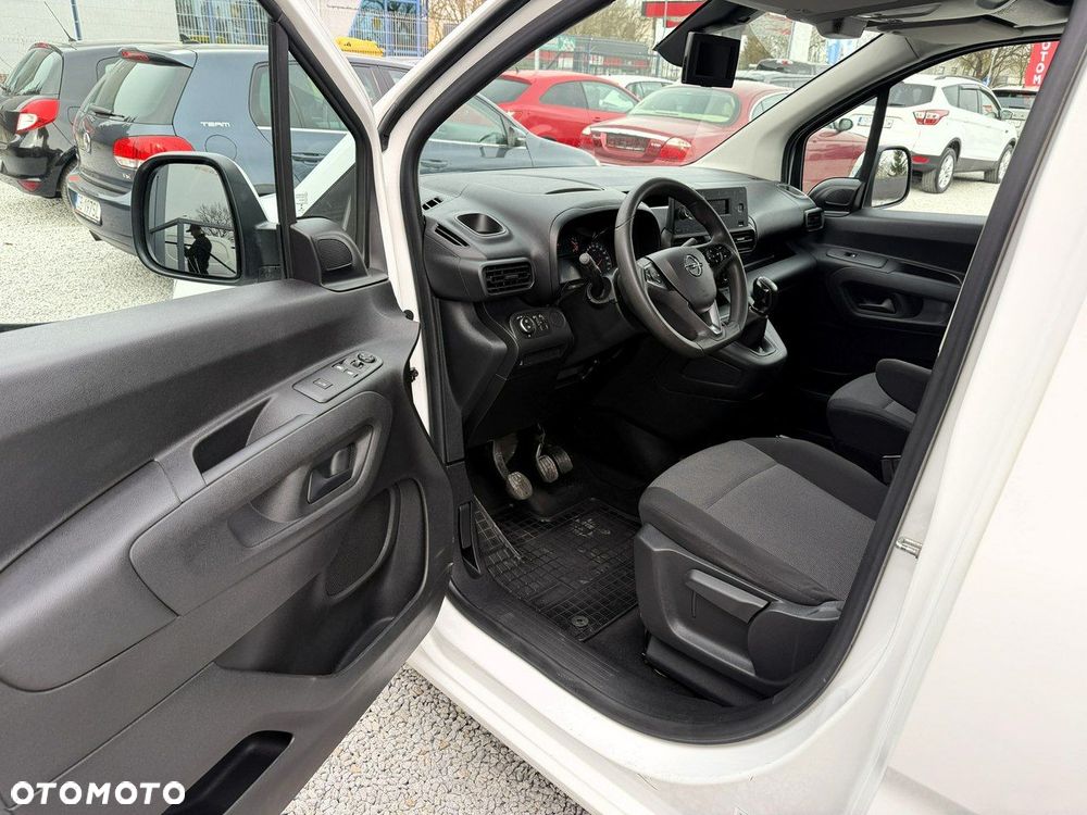 Opel Combo - 11