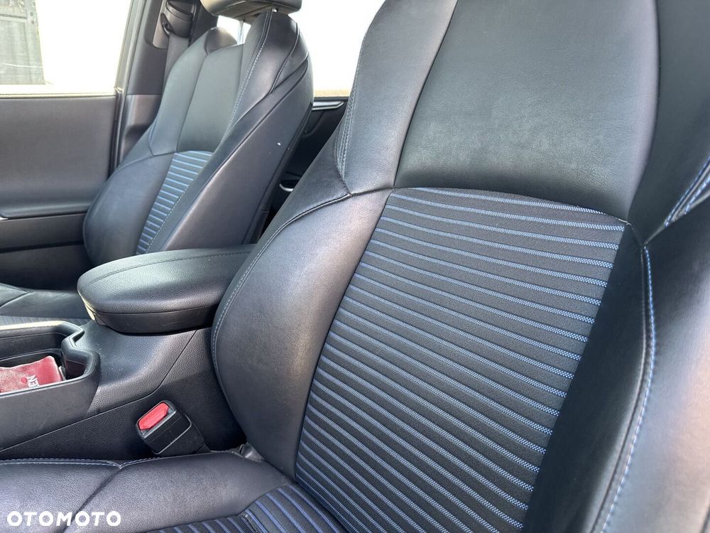 Toyota RAV4 2.5 Hybrid Selection 4x4 - 17