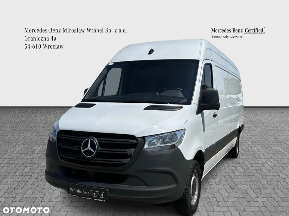 Mercedes-Benz Sprinter - 2
