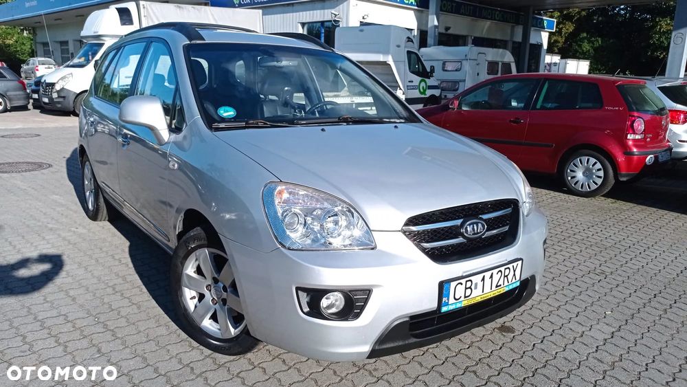 Kia Carens 2.0 CVVT EX - 7