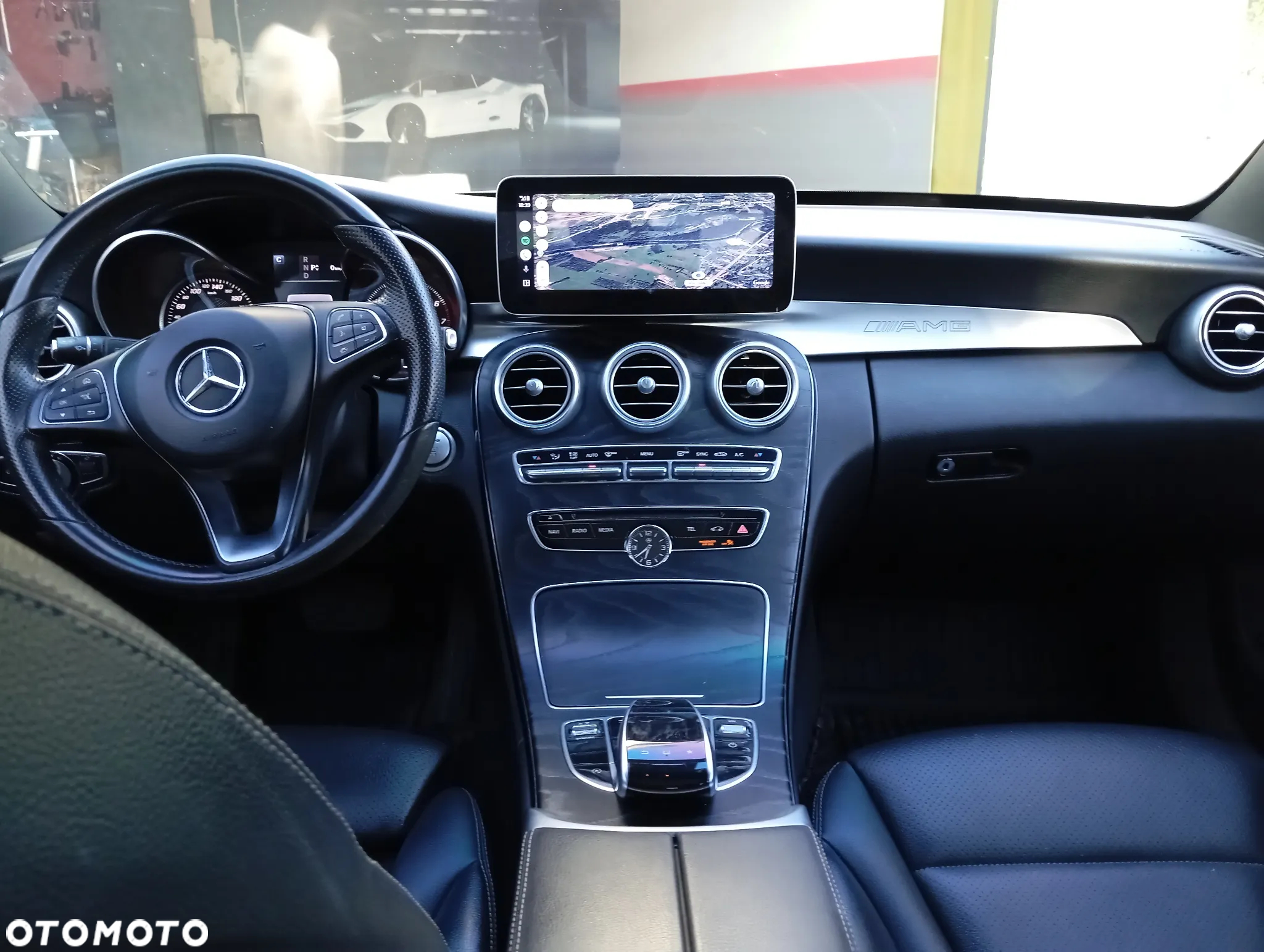 Mercedes-Benz Klasa C 300 7G-TRONIC - 11