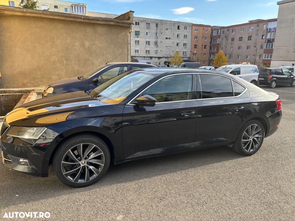 Skoda Superb 1.6 TDI DSG Style - 2