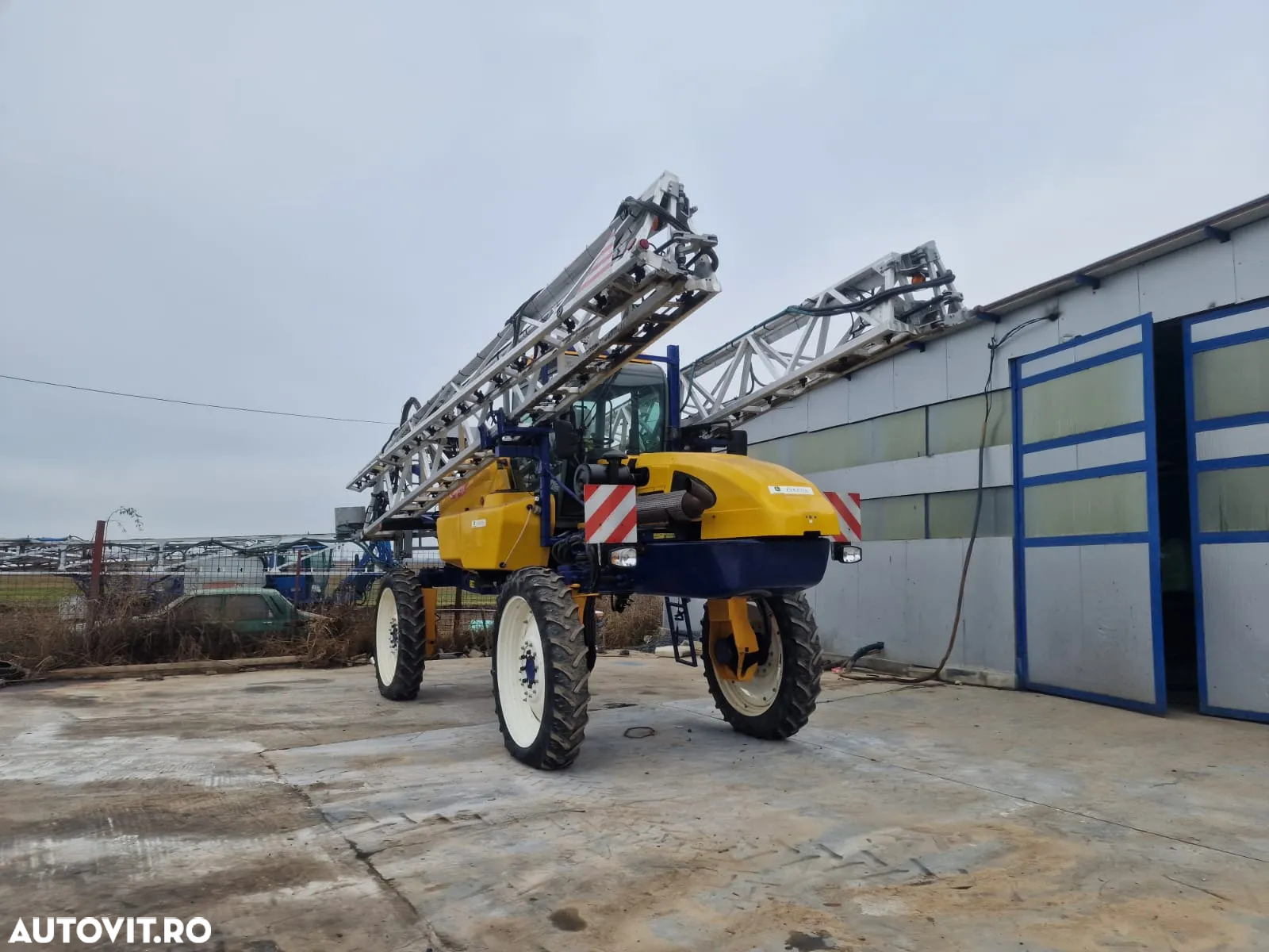 Caruelle 4000 cu GPS autoghidaj control sectiuni - 11