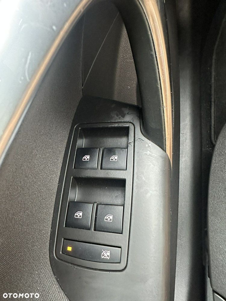 Opel Insignia - 27