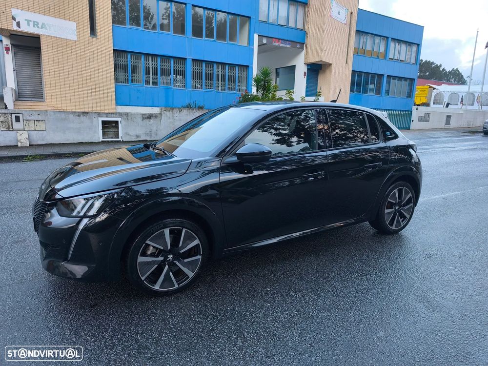 Peugeot e-208 GT - 1