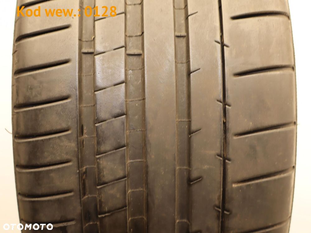 Michelin Pilot Super Sport - 245/40 R20 - 2