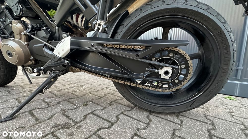 Husqvarna Svartpilen - 6