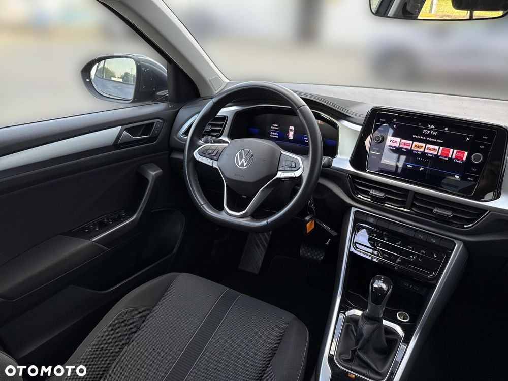 Volkswagen T-Roc - 14