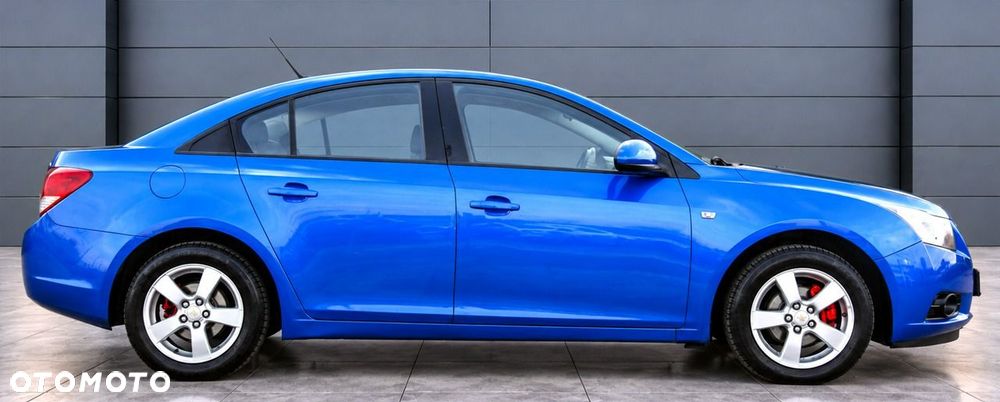 Chevrolet Cruze 1.6 LS - 20