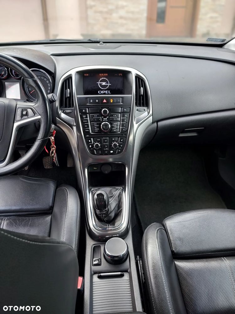 Opel Astra 1.4 Turbo - 14