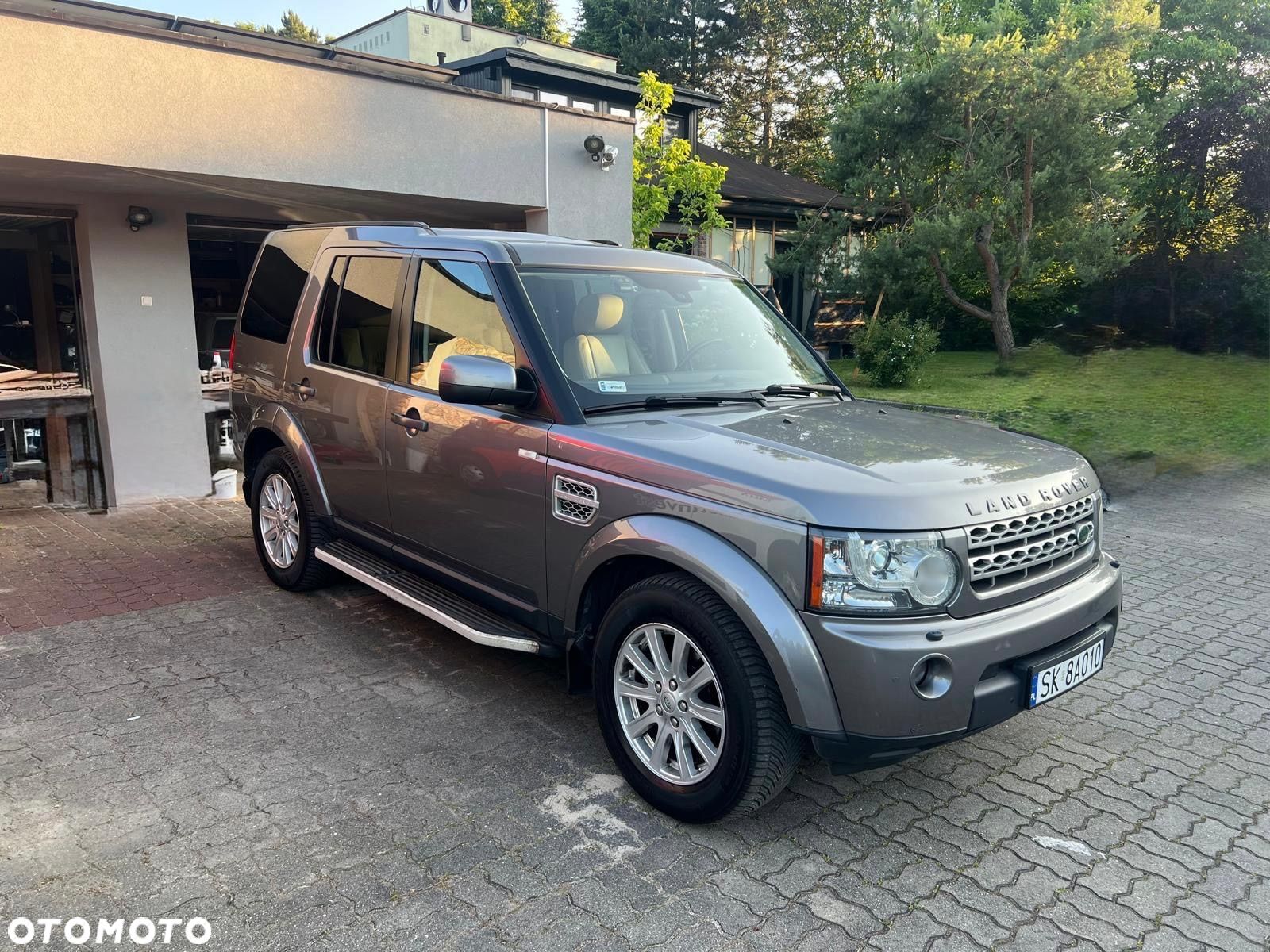 Land Rover Discovery IV 2.7D V6 HSE - 1