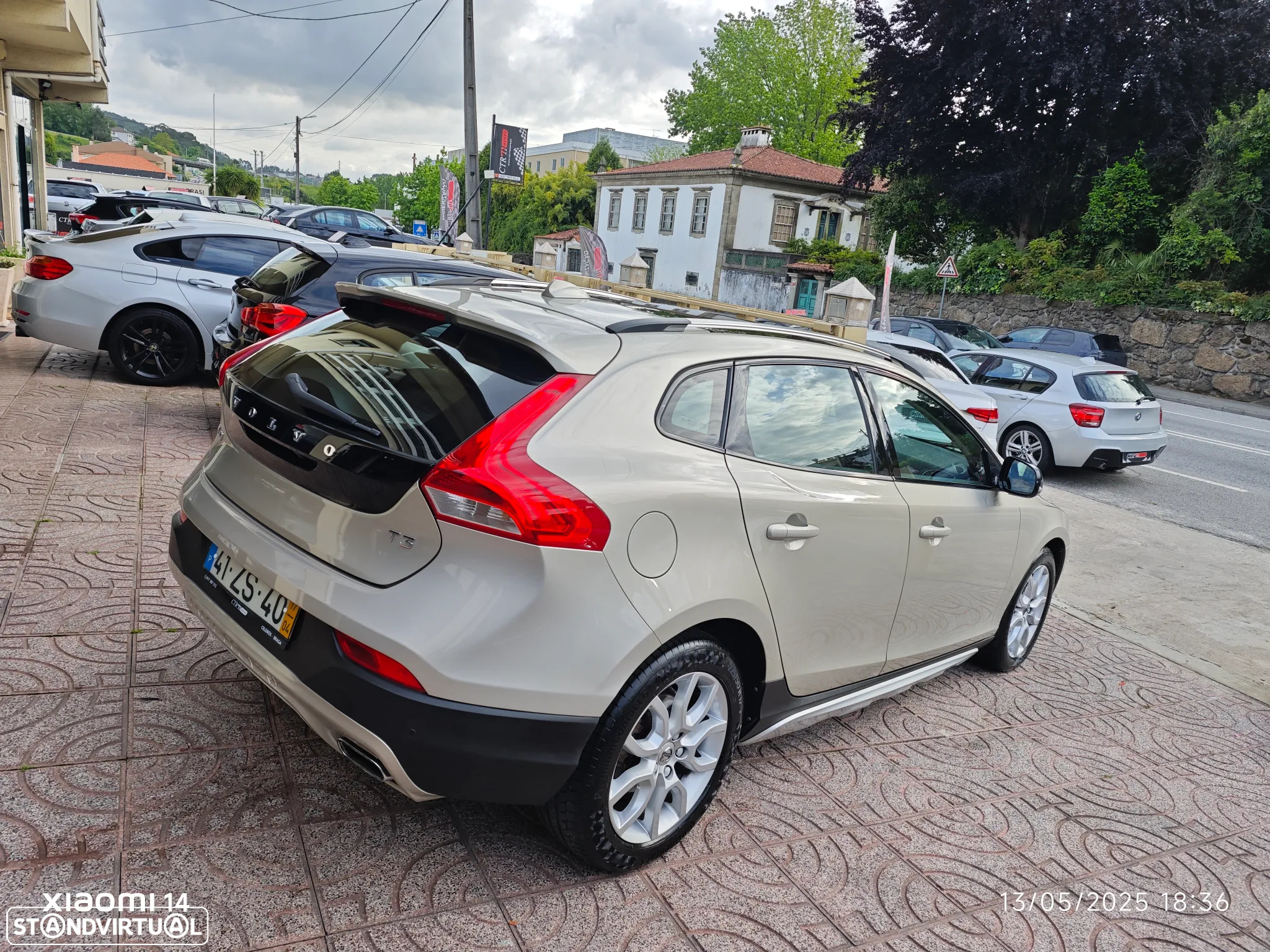 Volvo V40 Cross Country 1.5 T3 Summum Geartronic - 8