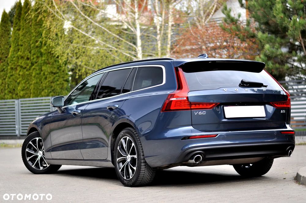 Volvo V60 2022
