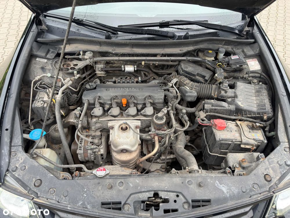 Honda Accord 2.0 Executive Nav - 17