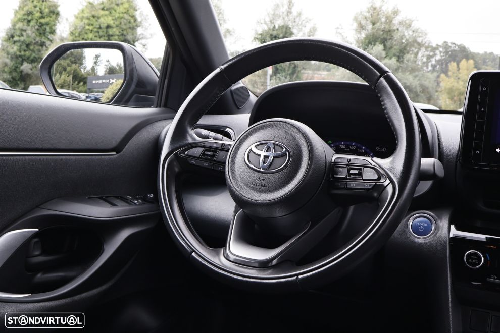 Toyota Yaris Cross 1.5 HDF Luxury - 10