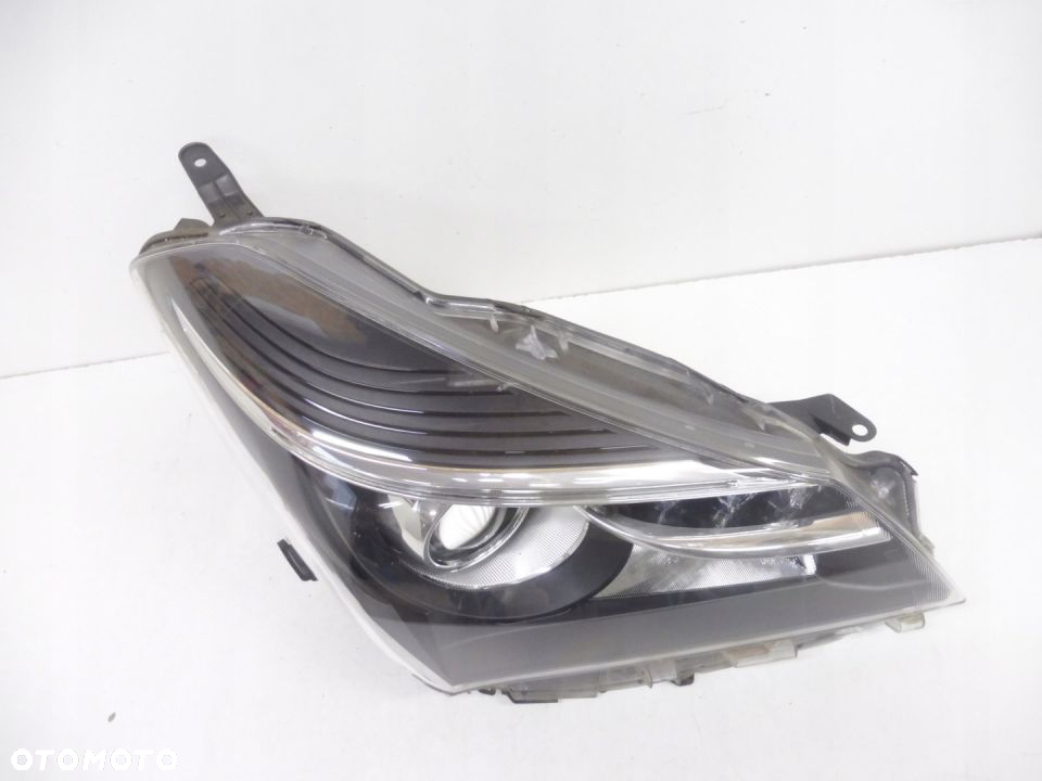 TOYOTA YARIS 3 LAMPA PRAWA LIFT NM LED DRL HYBRID - 4