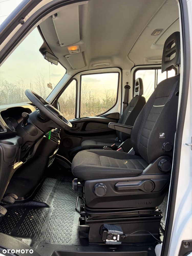 Iveco Daily - 12