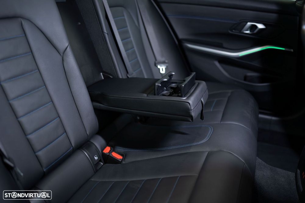 BMW 320 d xDrive Aut. M Sport - 21