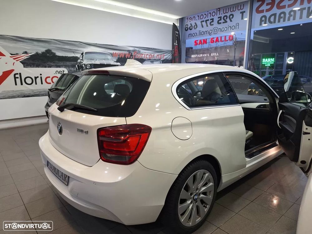 BMW 118 d xDrive Line Urban - 8