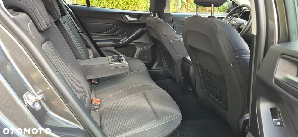 Ford Focus 2.0 EcoBlue Titanium - 8