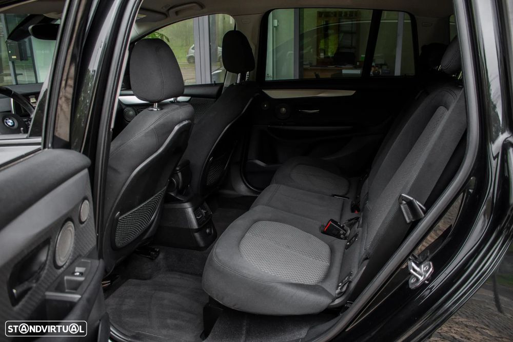 BMW 216 Gran Tourer d Aut. Advantage - 30