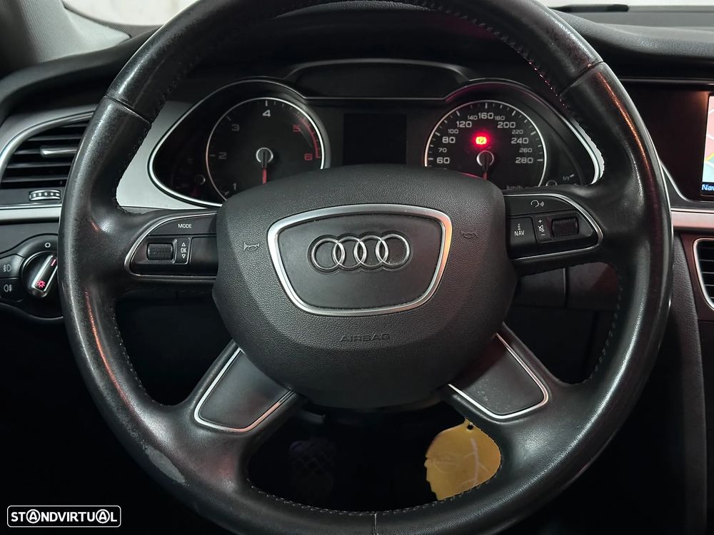 Audi A4 Avant 2.0 TDI Business Line Sport - 24