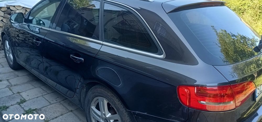 Audi A4 Avant 2.0 TDI DPF S line Sportpaket - 4