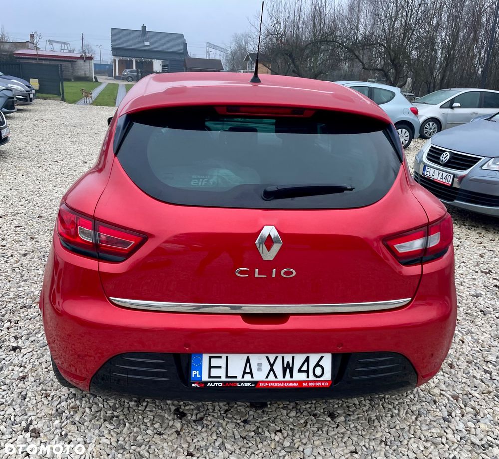 Renault Clio 1.2 16V 75 Luxe - 15