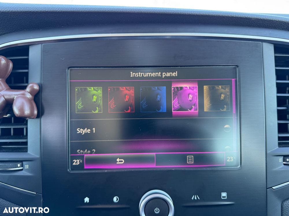 Renault Megane ENERGY TCe 100 INTENS - 9