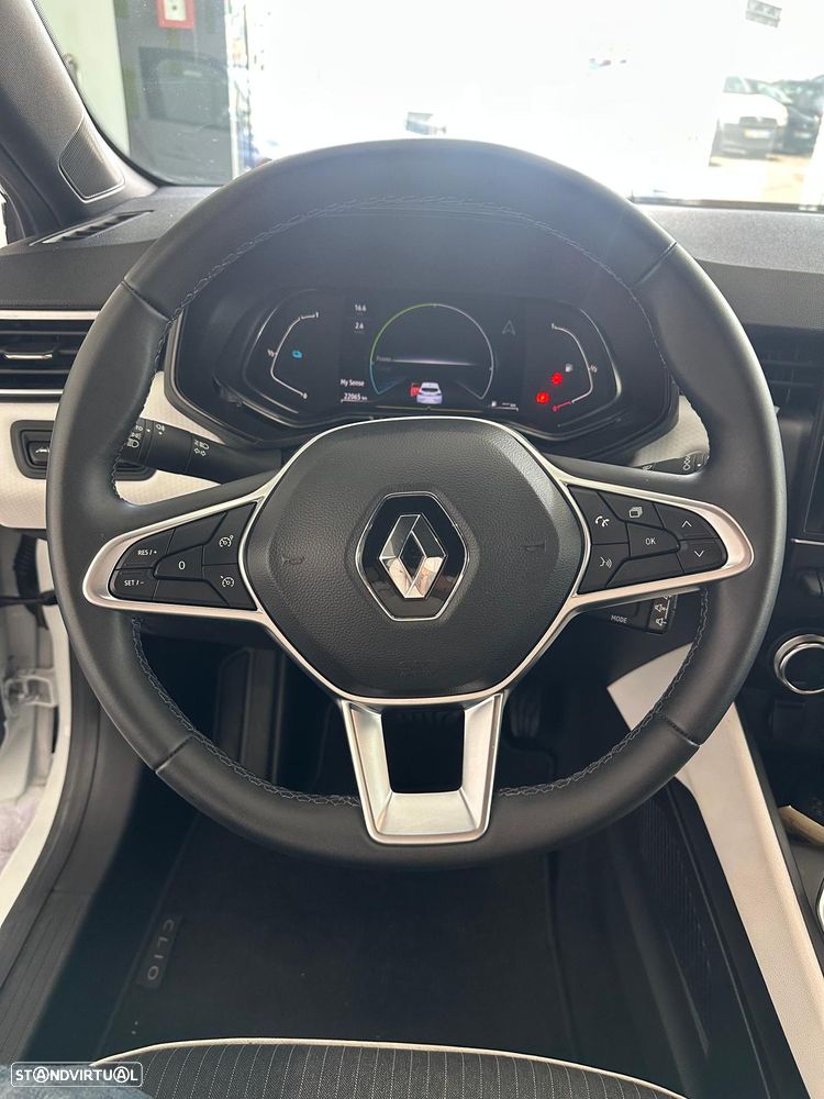 Renault Clio 1.6 E-Tech Full Hybrid Techno - 13