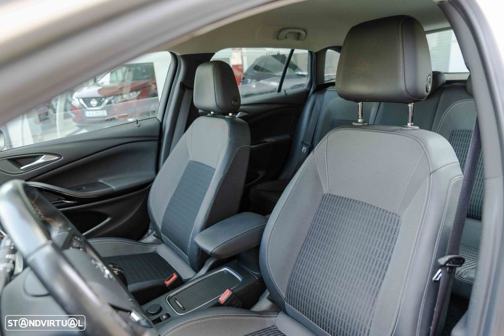 Opel Astra Sports Tourer 1.5 D Design & Tech S/S - 10