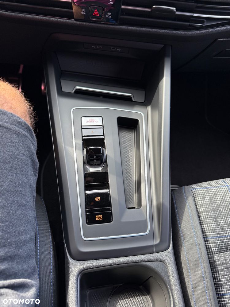 Volkswagen Golf 1.4 eHybrid OPF DSG GTE - 21