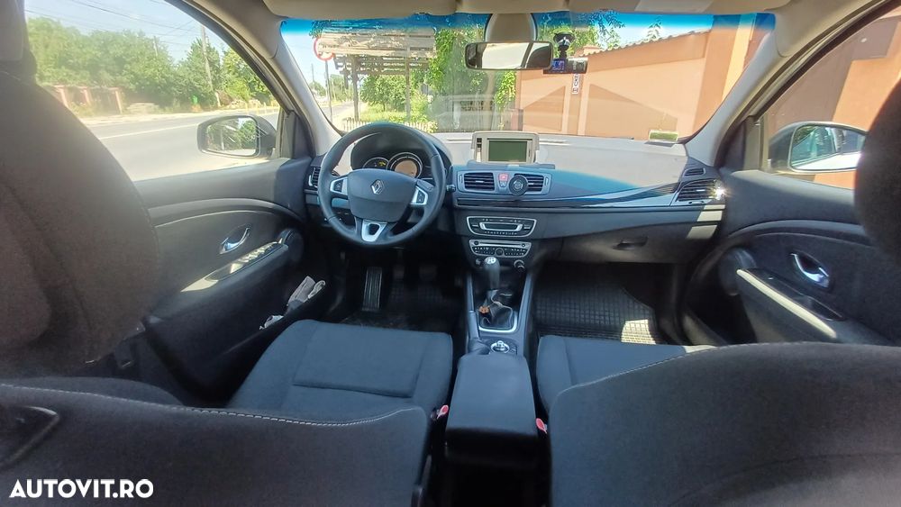 RENAULT Megane 2011 — imagine 5