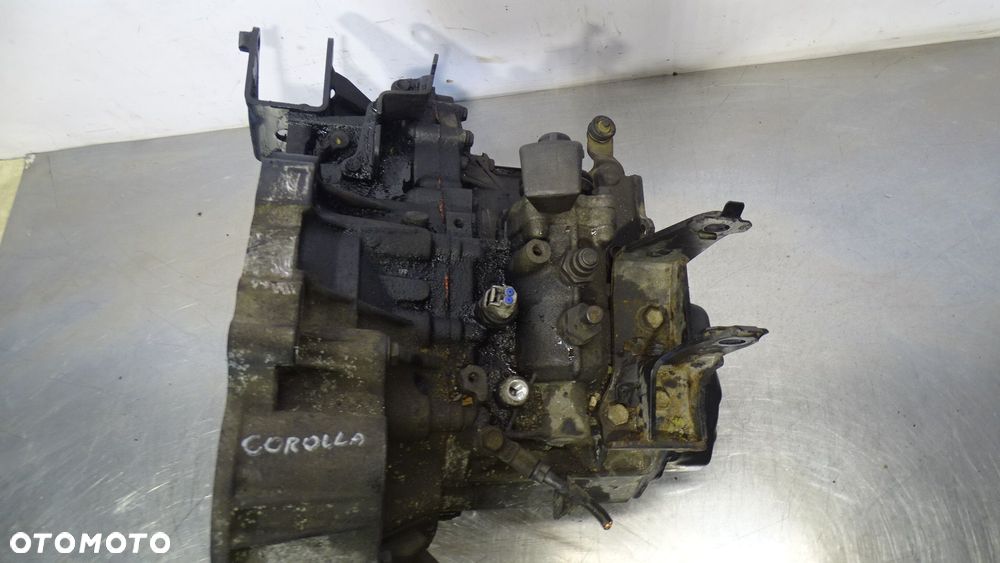 SKRZYNIA BIEGÓW TOYOTA COROLLA E12 2.0 - 6