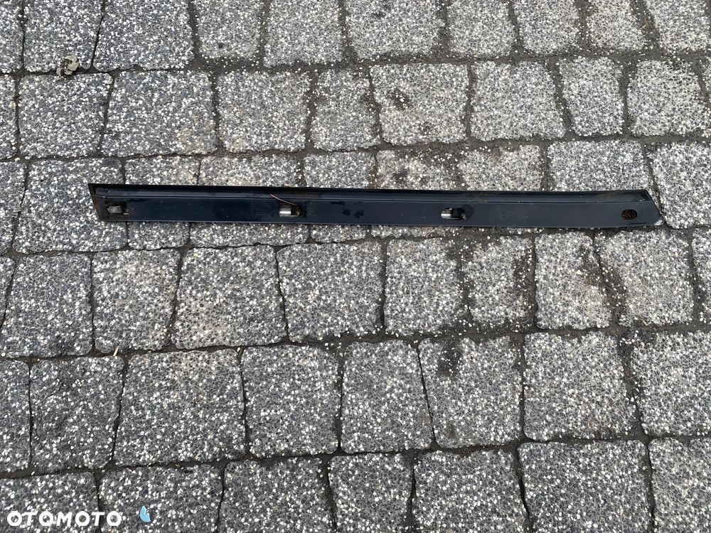 CHROMOWE LISTWY BOCZNE LEWE PRAWE MERCEDES SL SLC R107 W107 C107 - 7