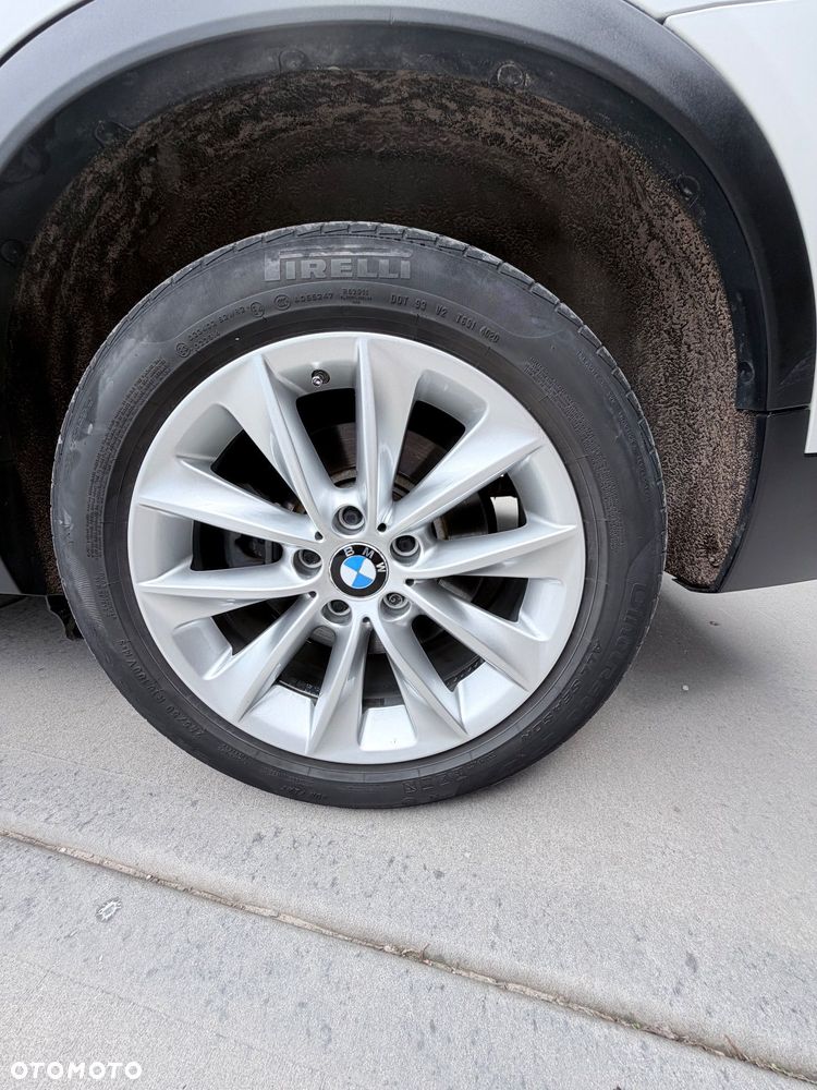 BMW X3 xDrive28i xLine - 32