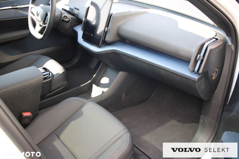Volvo EX30 - 12