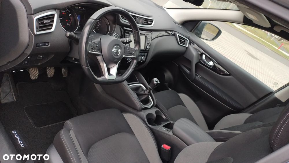Nissan Qashqai 1.3 DIG-T MHEV Tekna - 9