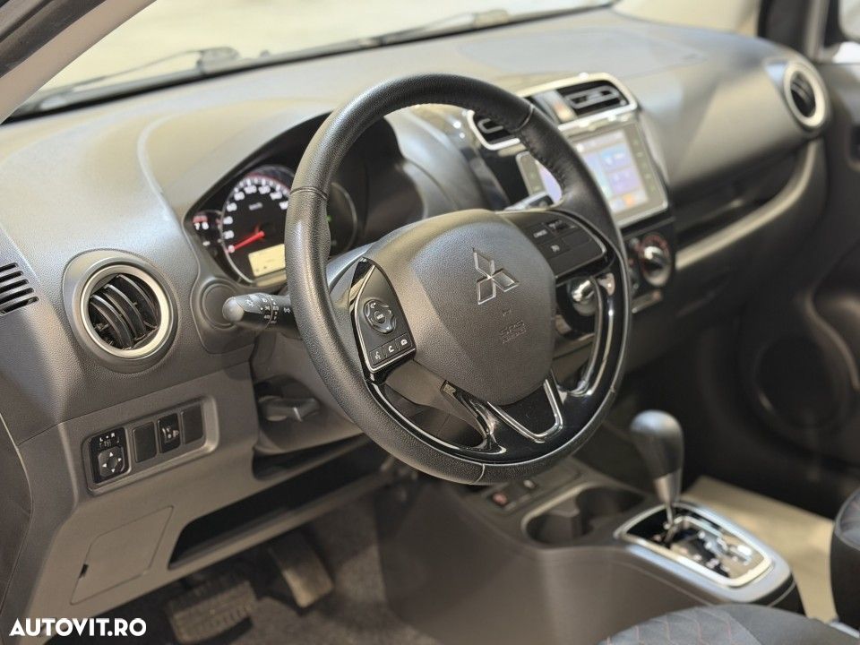 Mitsubishi Space Star - 7