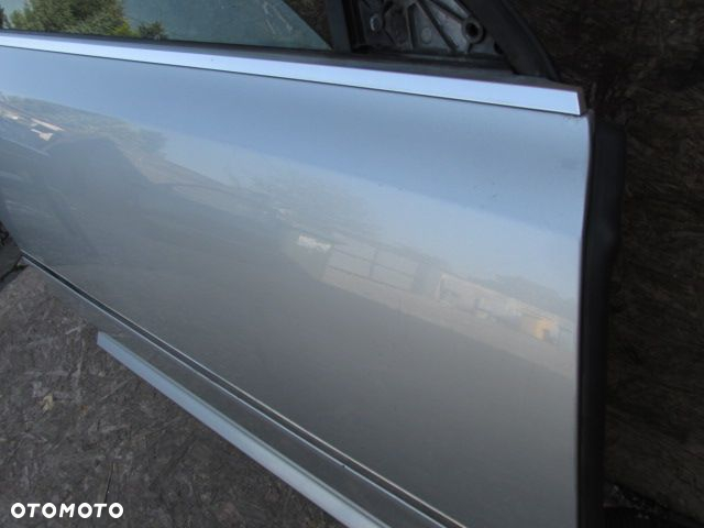 Audi A8 D3 lift Drzwi prawy przód przednie lak. LX7W - 4