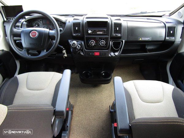 Pilote Essential P650 Cama Central - 13