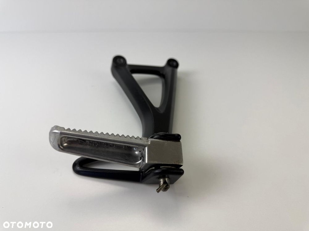 Prawy set pasażera Yamaha MT 125 2020+ - 7