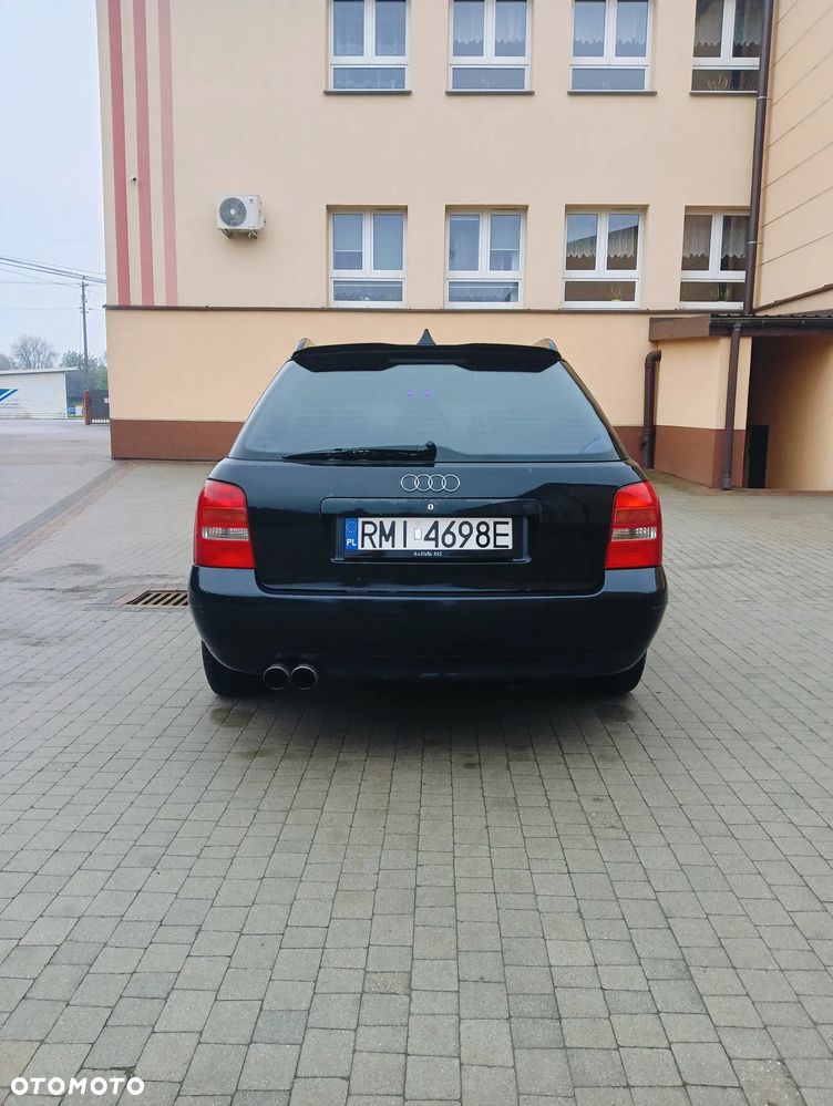 Audi A4 Avant - 4