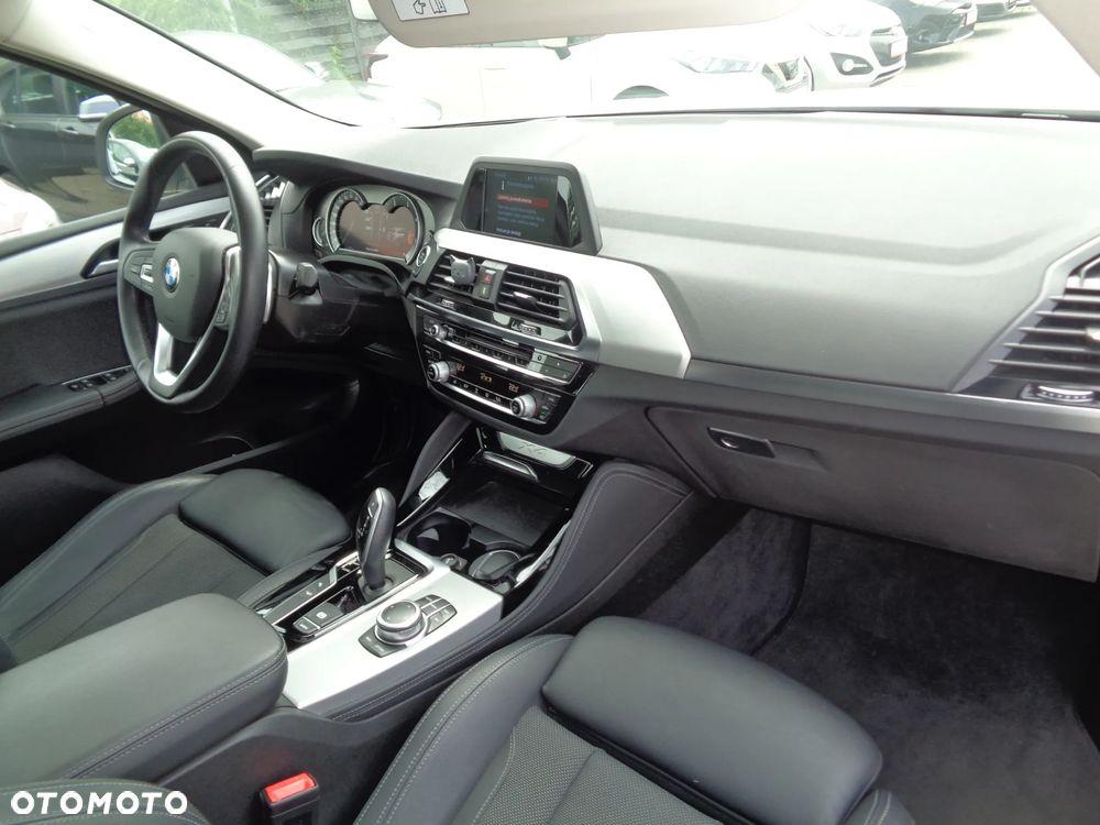 BMW X4 xDrive20d Business Edition sport - 23