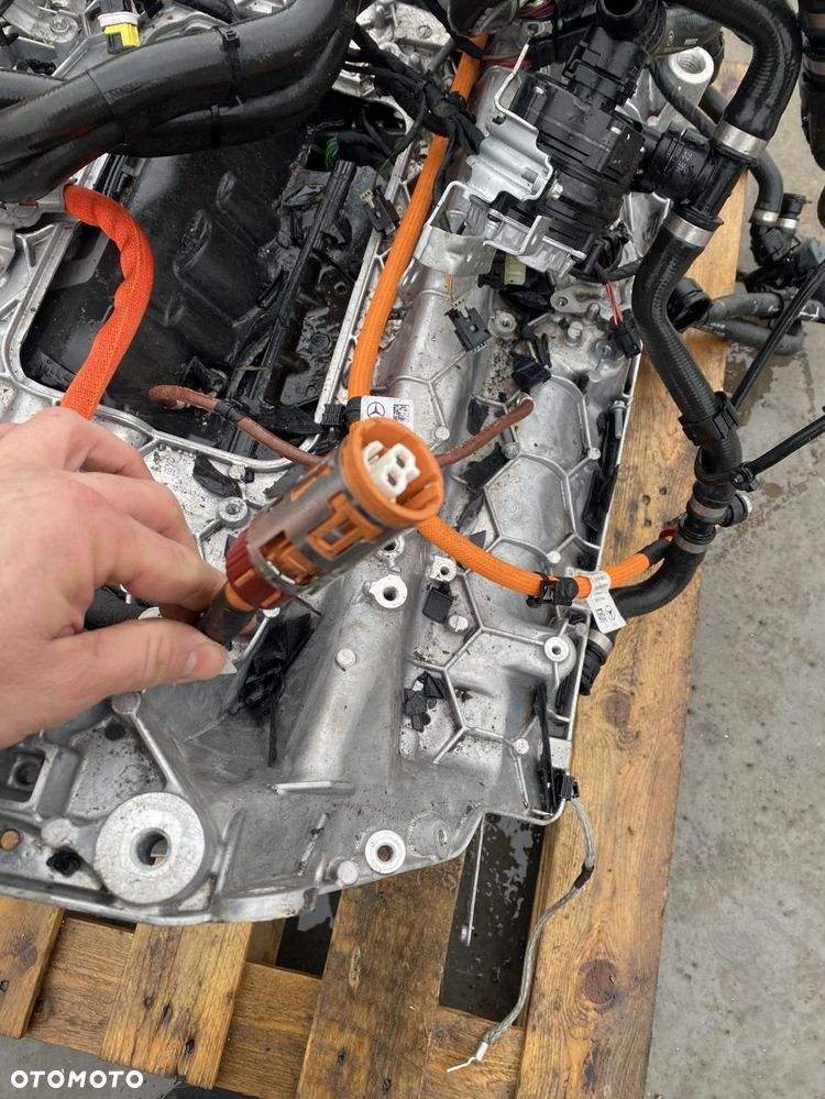 Mercedes EQB 250 silnik kompletny - 11