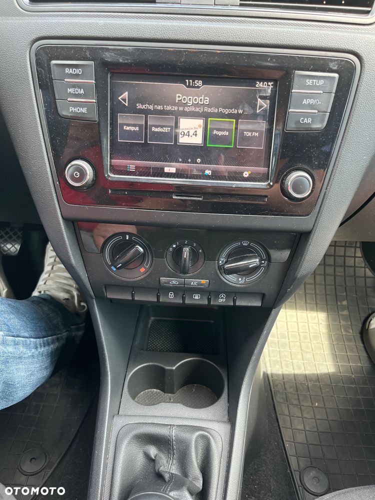Skoda RAPID 1.0 TSI Ambition - 27