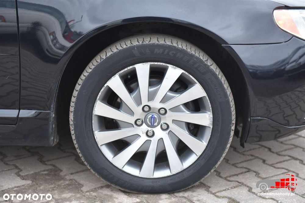 Volvo V70 D3 Momentum - 12