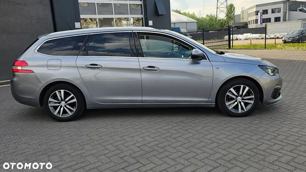 Peugeot 308 1.5 BlueHDi Allure Pack S&S EAT8 - 39