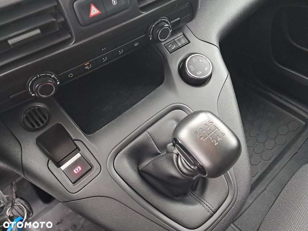 Peugeot Partner - 15
